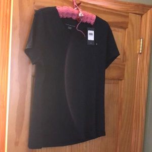 Tommy Hilfiger women’s shirt sleeve t shirt. Size XXL. NWT